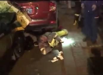 半夜吃瓜救人视频,吃瓜群众变身英雄，勇救落水者