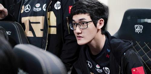 联盟主播吃瓜,揭秘电竞圈幕后风云